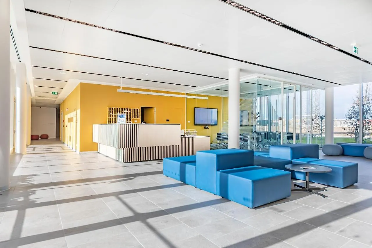 Camplus Guest In Humanitas University Otel Pieve Emanuele İtalya